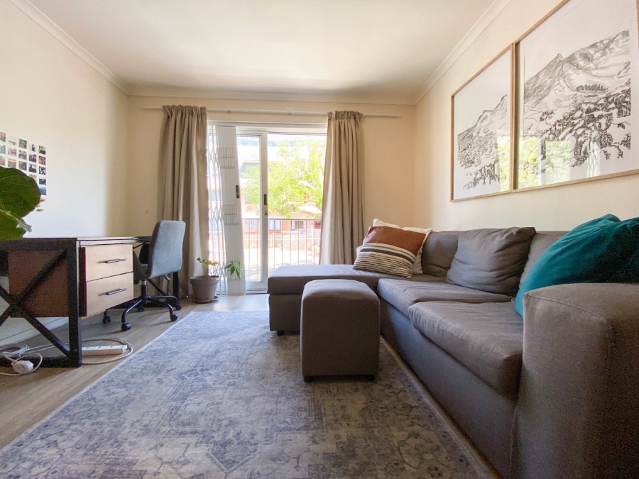 To Let 1 Bedroom Property for Rent in Oranjezicht Western Cape